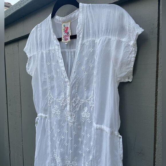 Johnny Was Eyelet blouse - Picture 4 of 7